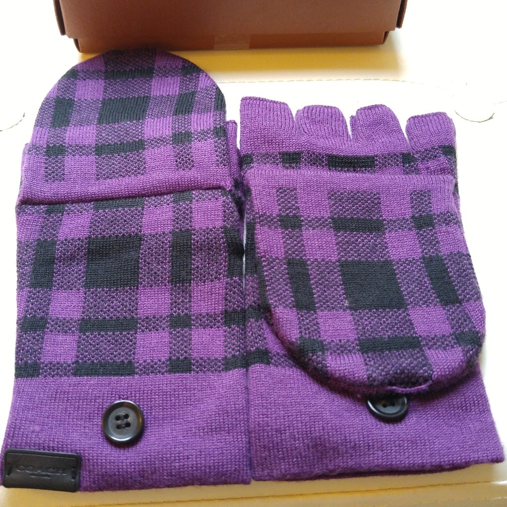 Coach purple gloves mittens
